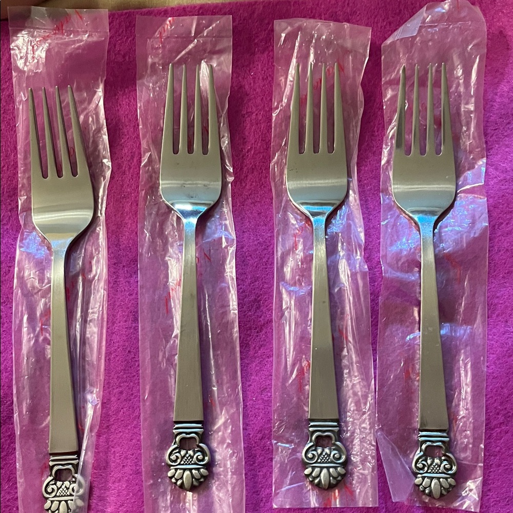 NEW National Stainless King Eric JAPAN Set of 4 Stainless Satin Salad Forks